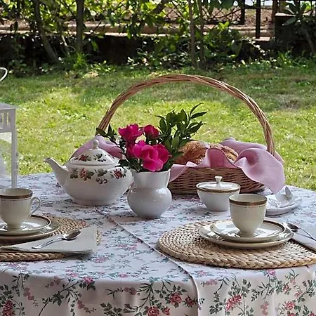 Ca' Rosa Bed & Breakfast