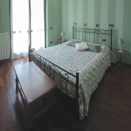 Ca' Rosa Bed & Breakfast Malnate